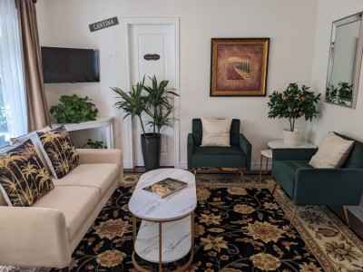 Guest lounge